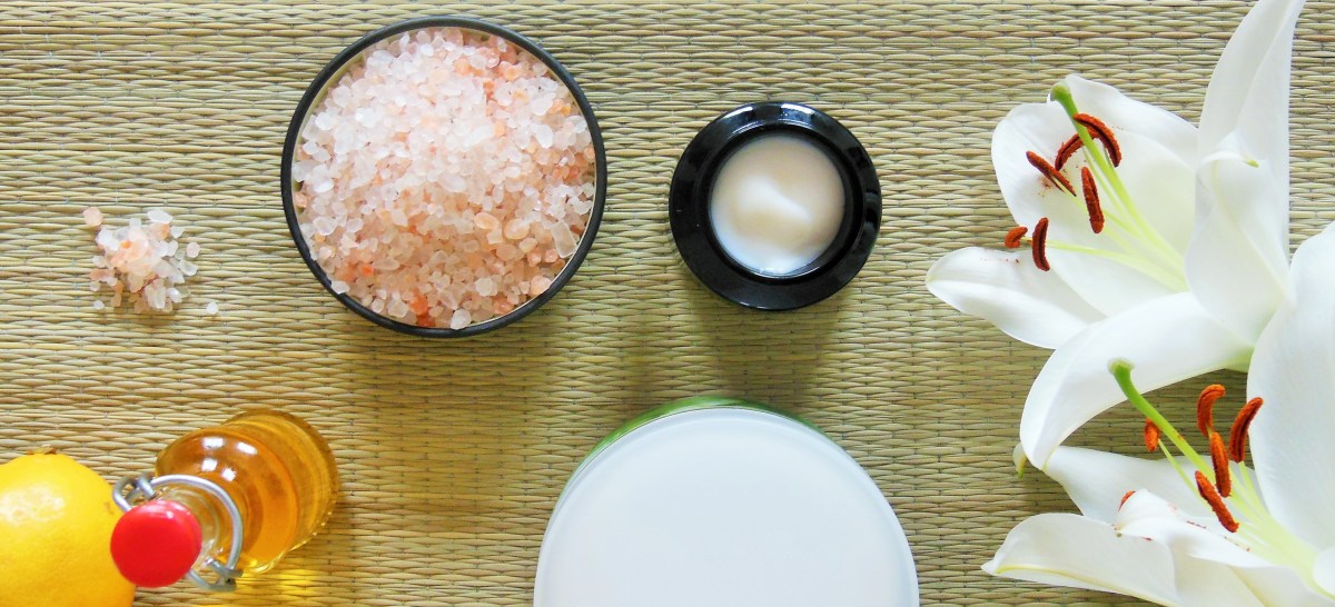 Vegan Skincare flatlay featured FreshBeautyFix