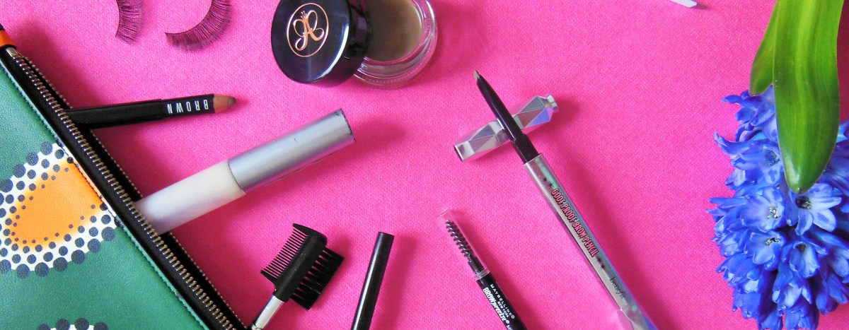 Perfect Eyebrows eyebrow pencils Flatlay FreshBeautyFix