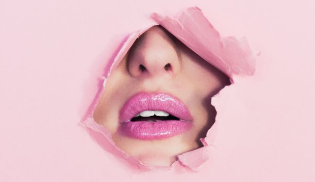 Pink lips by Ian Dooley