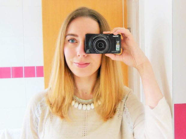 Julia Ferrari FreshBeautyFix beauty blogger