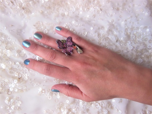 OPI-This-Colors-Making-Waves-Manicure