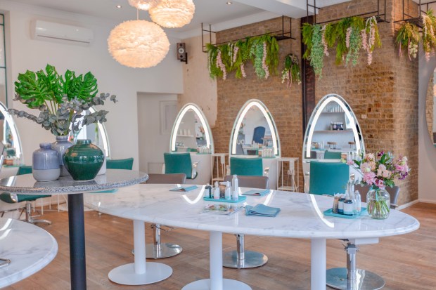 Duck and Dry bow dry bar Chelsea