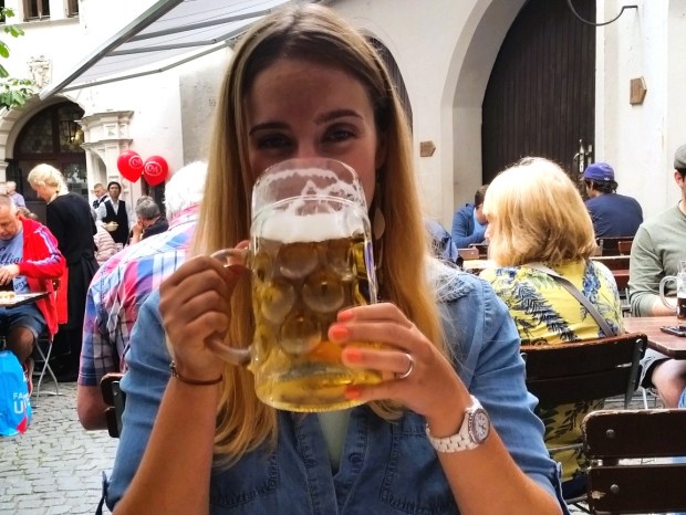 DRY JANUARY GLOW UP: 5 SKIN CHANGES WHEN YOU DITCH ALCOHOL FOR 1&nbsp;MONTH